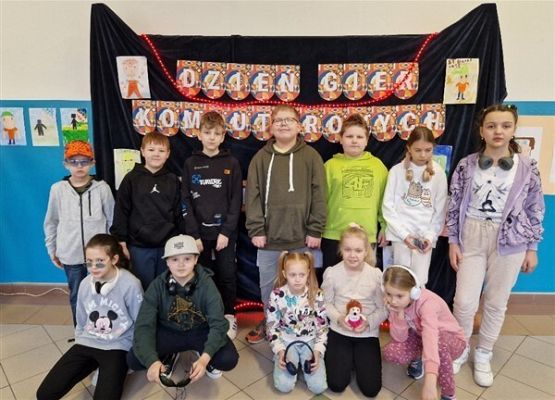 Grafika 13: Dzień Gier Komputerowych i Planszowych w szkole w Wicku