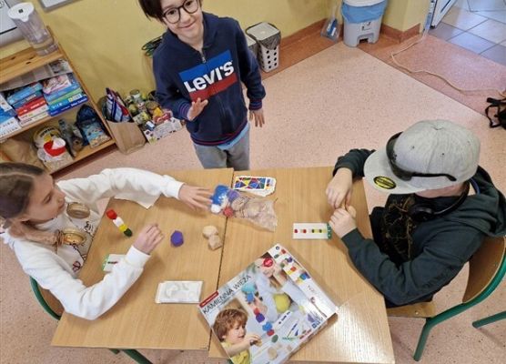 Grafika 32: Dzień Gier Komputerowych i Planszowych w szkole w Wicku