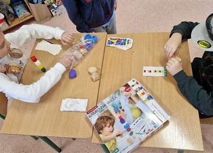 Grafika 33: Dzień Gier Komputerowych i Planszowych w szkole w Wicku