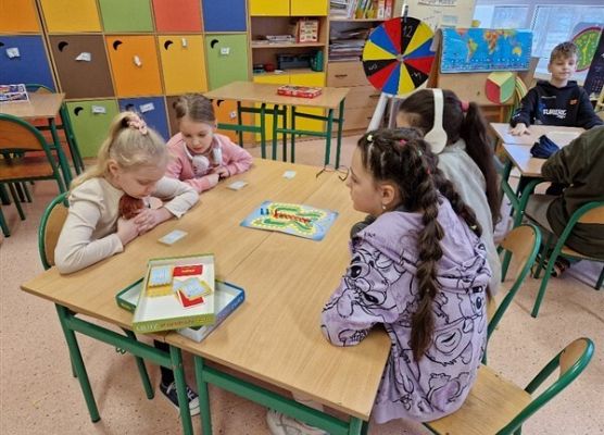Grafika 35: Dzień Gier Komputerowych i Planszowych w szkole w Wicku