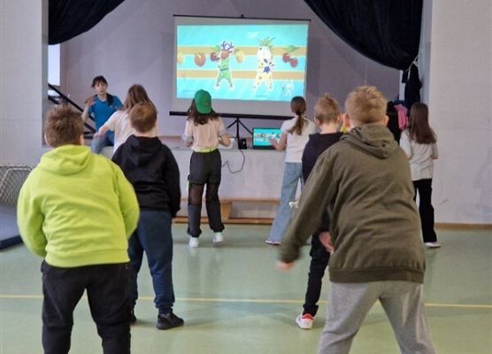 Grafika 40: Dzień Gier Komputerowych i Planszowych w szkole w Wicku