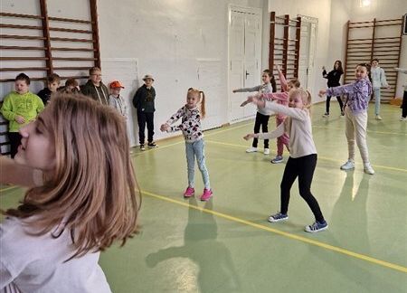 Grafika 52: Dzień Gier Komputerowych i Planszowych w szkole w Wicku