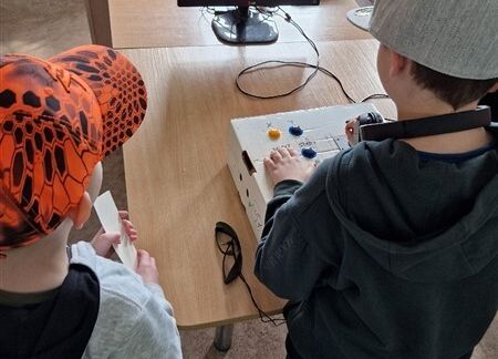 Grafika 60: Dzień Gier Komputerowych i Planszowych w szkole w Wicku