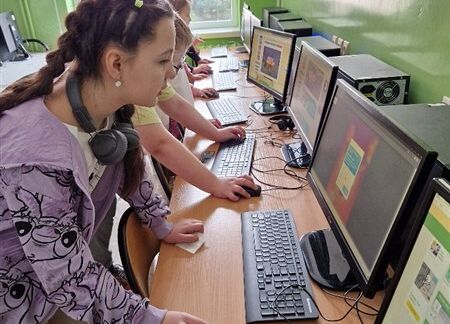 Grafika 62: Dzień Gier Komputerowych i Planszowych w szkole w Wicku