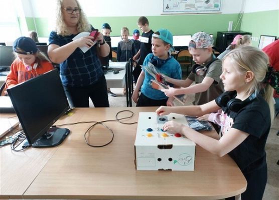 Grafika 93: Dzień Gier Komputerowych i Planszowych w szkole w Wicku