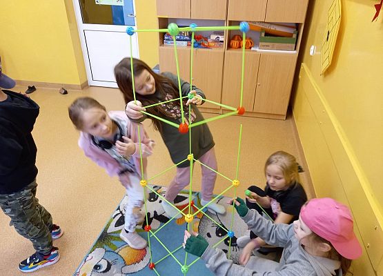 Grafika 101: Dzień Gier Komputerowych i Planszowych w szkole w Wicku