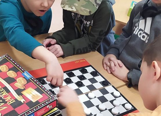 Grafika 137: Dzień Gier Komputerowych i Planszowych w szkole w Wicku