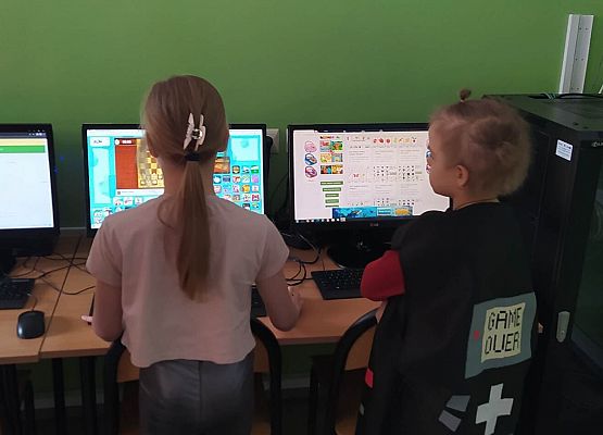Grafika 140: Dzień Gier Komputerowych i Planszowych w szkole w Wicku