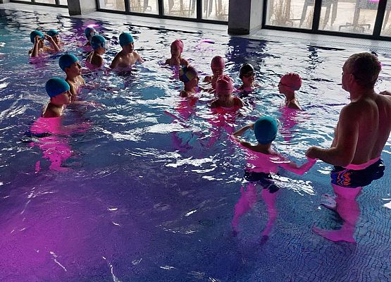 Zajęcia na basenie kl. IIIA