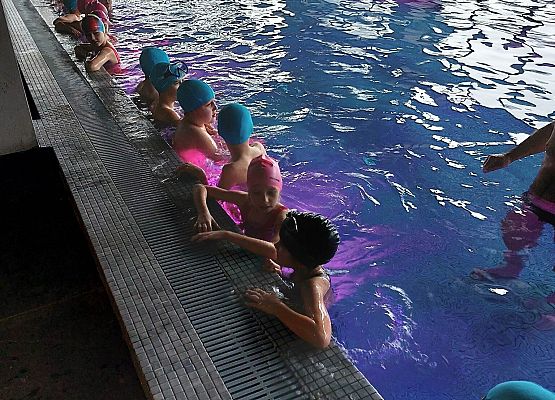 Zajęcia na basenie kl. IIIA