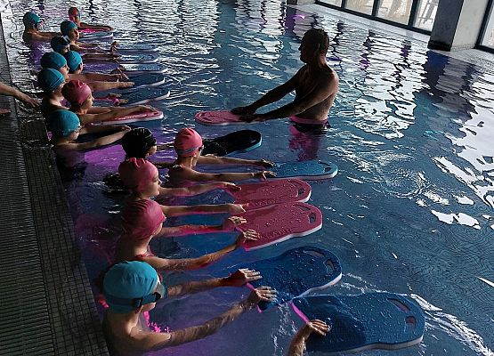 Zajęcia na basenie kl. IIIA