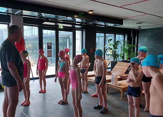 Zajęcia na basenie kl. IIIA