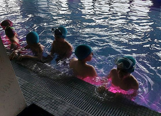 Zajęcia na basenie kl. IIIA