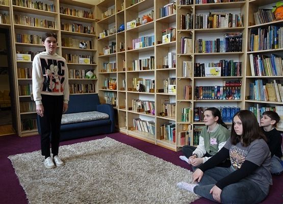 Eliminacje szkolne konkursu recytatorskiego 4