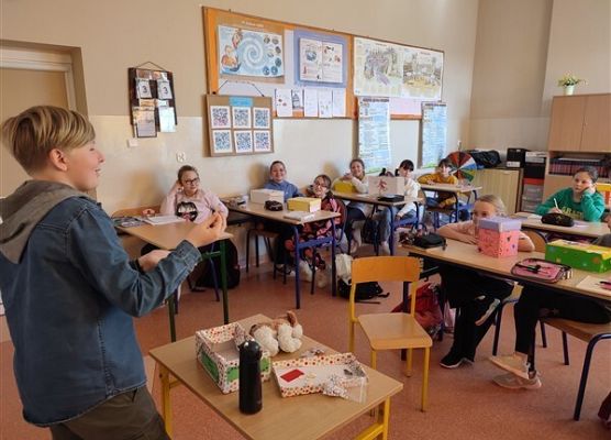 Grafika 4: Lektura w pudełku – „Akademia Pana Kleksa” na lekcjach polskiego  w kl. IV a