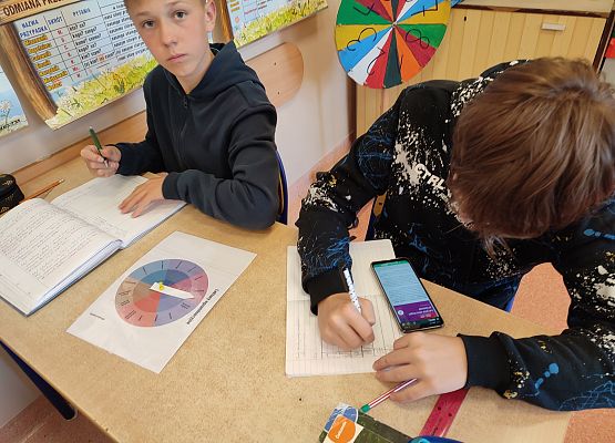 Grafika 8: Powtórki z lekturki – obowiązkowe!