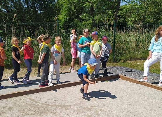 Grafika 16: Czerwcowa wycieczka kl. IA i IIIA do Costerina Park