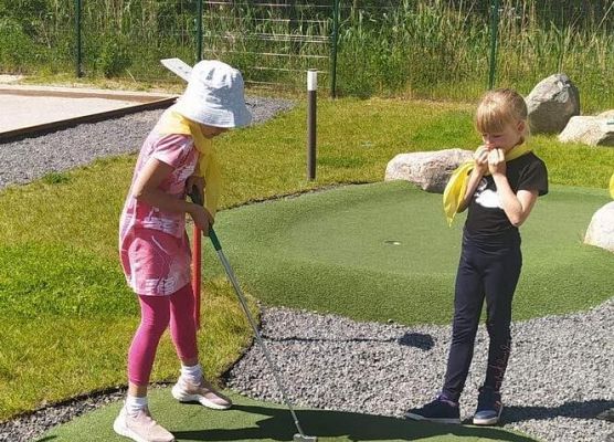 Grafika 23: Czerwcowa wycieczka kl. IA i IIIA do Costerina Park