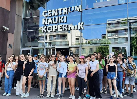 Grafika 2: Wycieczka do Warszawy klas ósmych - krótka relacja z ostatniego dnia pobytu w stolicy