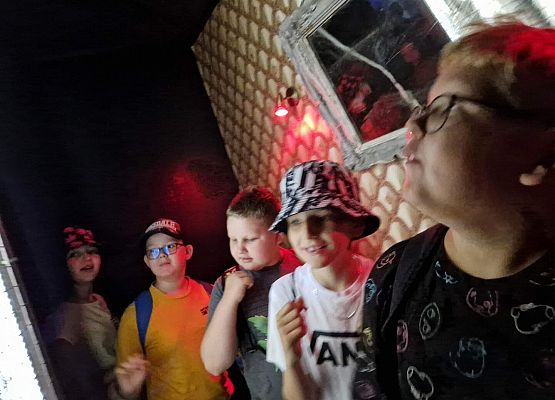 Grafika 29: Czerwcowa wycieczka kl. IIIB do Łeby