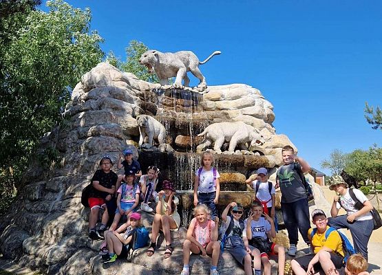 Grafika 45: Czerwcowa wycieczka kl. IIIB do Łeby