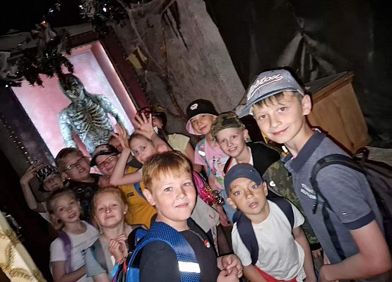 Grafika 68: Czerwcowa wycieczka kl. IIIB do Łeby