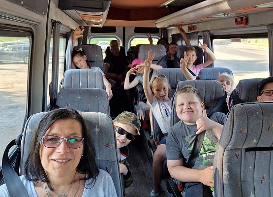 Grafika 82: Czerwcowa wycieczka kl. IIIB do Łeby