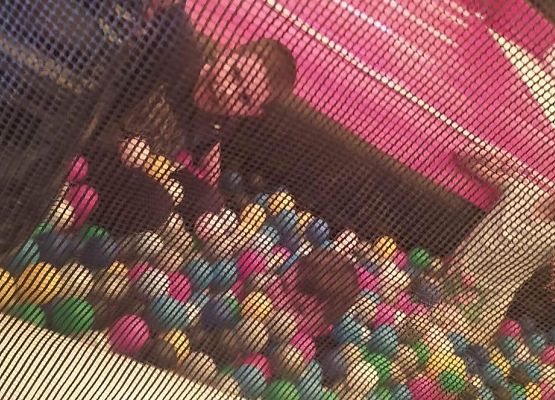 Grafika 5: Pierwszaki w Funlandii - Dmuchanym Parku Rozrywki w Łebie