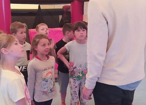 Grafika 11: Pierwszaki w Funlandii - Dmuchanym Parku Rozrywki w Łebie