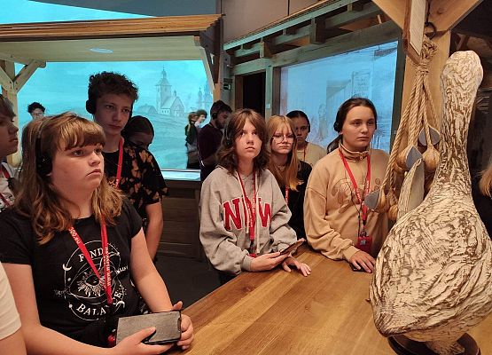 Grafika 2: Forum "Dialogu" zorganizowało wycieczkę do Warszawy dla uczniów z kl. VI i VII SP Wicko