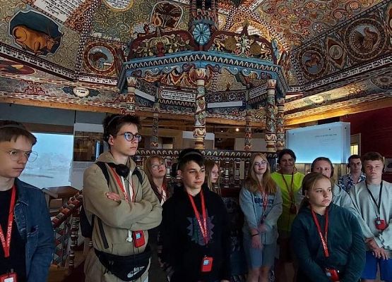 Grafika 15: Forum "Dialogu" zorganizowało wycieczkę do Warszawy dla uczniów z kl. VI i VII SP Wicko