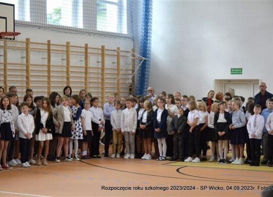 Grafika 11: Trzy, dwa, jeden, zero, start! Rozpoczął się kolejny rok szkolny!