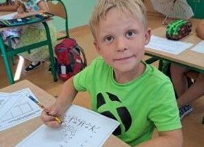 Grafika 21: Międzynarodowy Dzień Kropki w szkole w Wicku