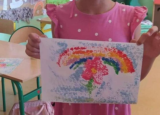 Grafika 57: Międzynarodowy Dzień Kropki w szkole w Wicku