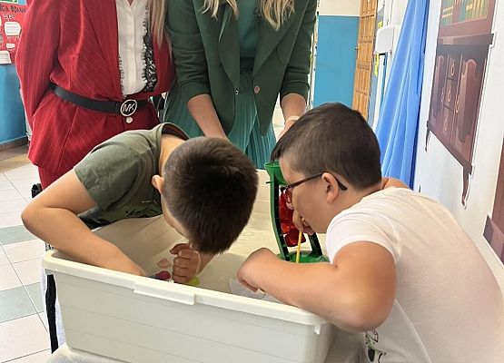 Grafika 41: Uroczyste otwarcie „Ekopracowni” przyrodniczej OZE w SP Wicko