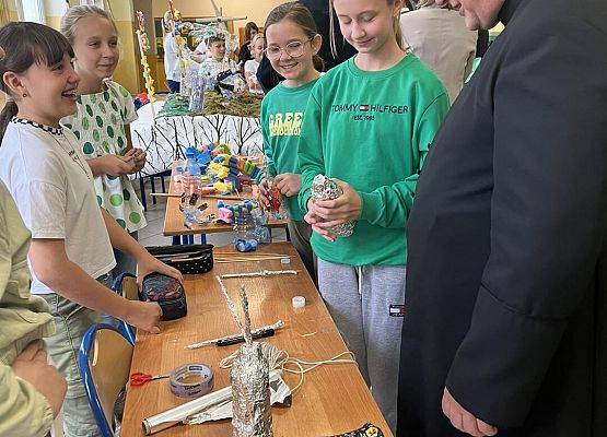 Grafika 58: Uroczyste otwarcie „Ekopracowni” przyrodniczej OZE w SP Wicko