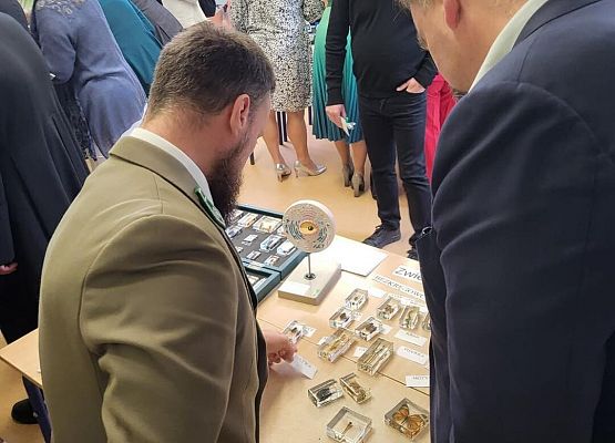 Grafika 73: Uroczyste otwarcie „Ekopracowni” przyrodniczej OZE w SP Wicko