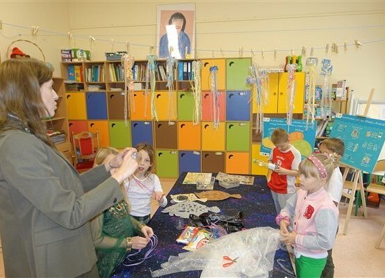 Grafika 7: Prelekcja oraz warsztaty z edukatorką Słowińskiego Parku Narodowego i wystawa o śmieciach w Bałtyku