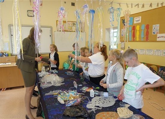 Grafika 27: Prelekcja oraz warsztaty z edukatorką Słowińskiego Parku Narodowego i wystawa o śmieciach w Bałtyku