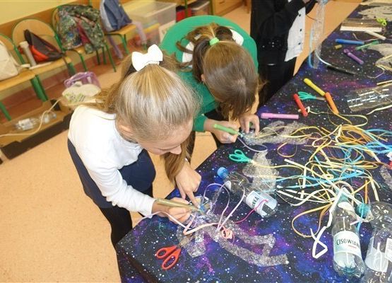 Grafika 41: Prelekcja oraz warsztaty z edukatorką Słowińskiego Parku Narodowego i wystawa o śmieciach w Bałtyku