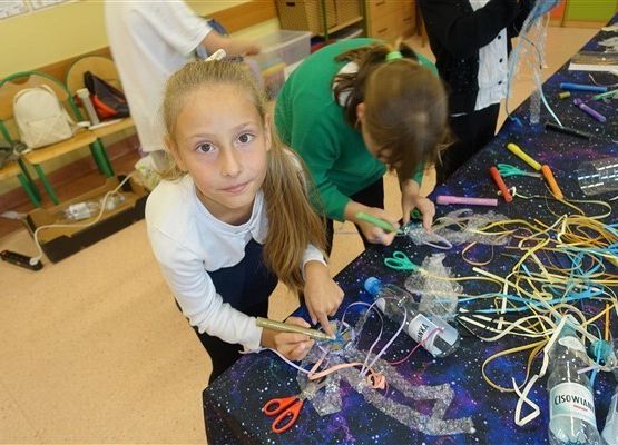 Grafika 42: Prelekcja oraz warsztaty z edukatorką Słowińskiego Parku Narodowego i wystawa o śmieciach w Bałtyku