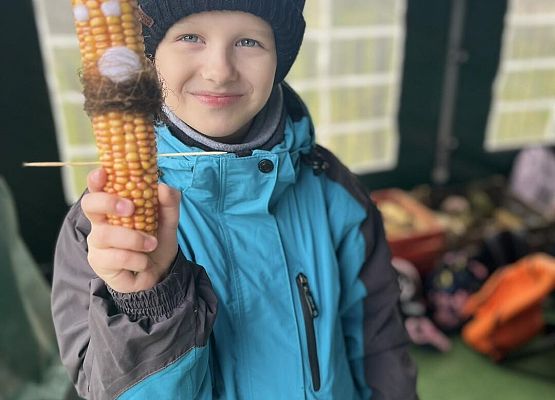 Grafika 17: Piesza wycieczka klas czwartych do Farmy Alexa