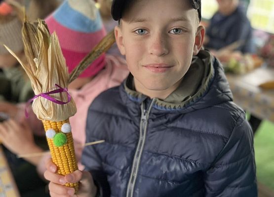 Grafika 27: Piesza wycieczka klas czwartych do Farmy Alexa