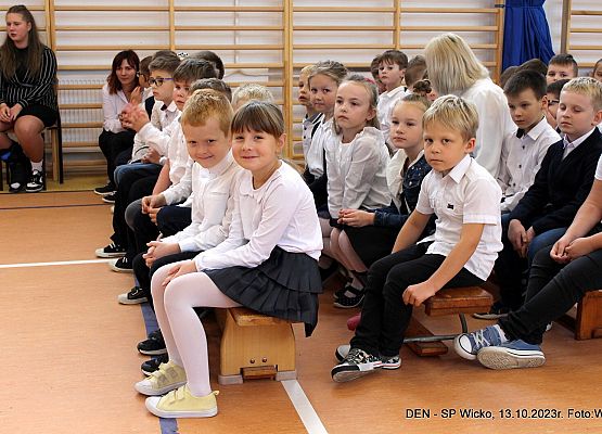 Grafika 8: Uroczystość szkolna z okazji Dnia Edukacji Narodowej