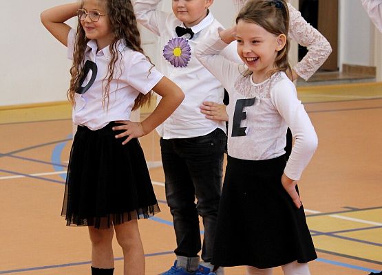 Grafika 18: Uroczystość szkolna z okazji Dnia Edukacji Narodowej