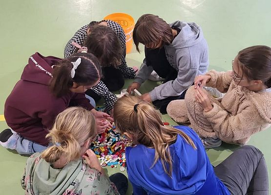 Grafika 36: Warsztaty dla uczniów Szkół Podstawowych w Szczenurzy, Maszewku i Wicku „Ekoenergetyczni - Odnawialne Źródła Energii” w ramach Festiwalu Energii