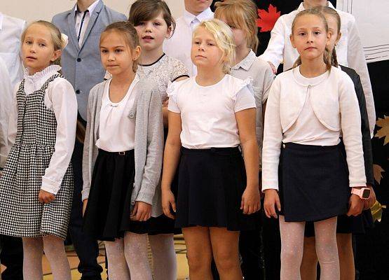 Grafika 33: Fotorelacja z obchodów Dnia Edukacji Narodowej w Szkole Podstawowej w Wicku