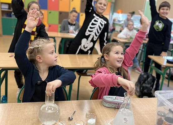 Grafika 30: Zajęcia przyrodnicze w klasach trzecich z edukatorami SPN