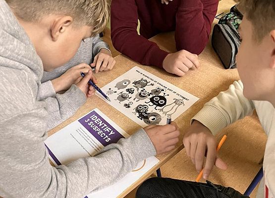 Grafika 6: "Where’s the 31st of October???" - zajęcia tematyczne z języka angielskiego