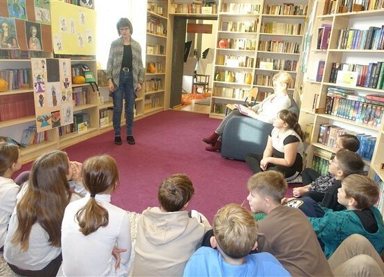 Grafika 8: Szkolne eliminacje do VI Powiatowego Konkursu Recytatorskego Polskiej Poezji Patriotycznej w Nowej Wsi Lęborskiej